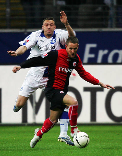 他常常光着 他常常光着